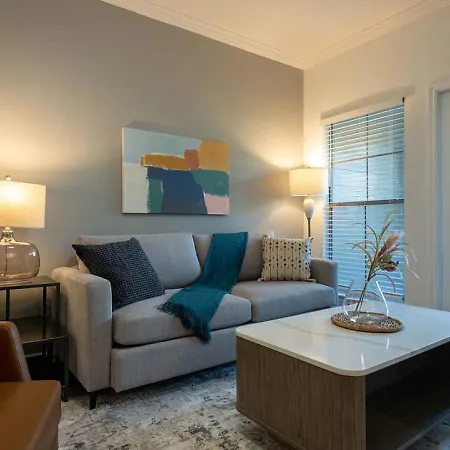 Landing At Bridge At Southpark Landing - 1 Bedroom In South Austin